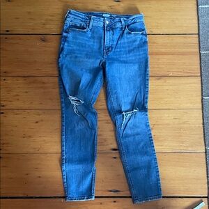 Old Navy Women's Blue Distressed Skinny Jeans